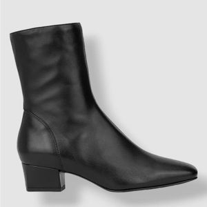 Aquatalia Black Leather Mid-Calf Block Heel Boots